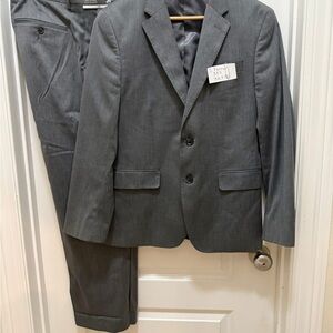 jf j.ferrar Men's Gray Two-Piece Slim Fit Suit Blazer & Pants